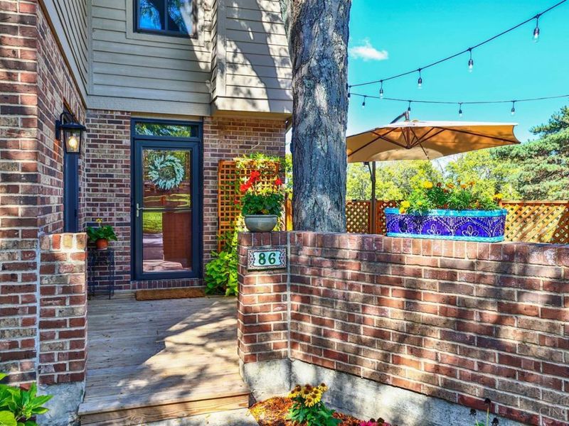 86 Carpenters Ridge, Blue Ash, OH 45241 Photo 1