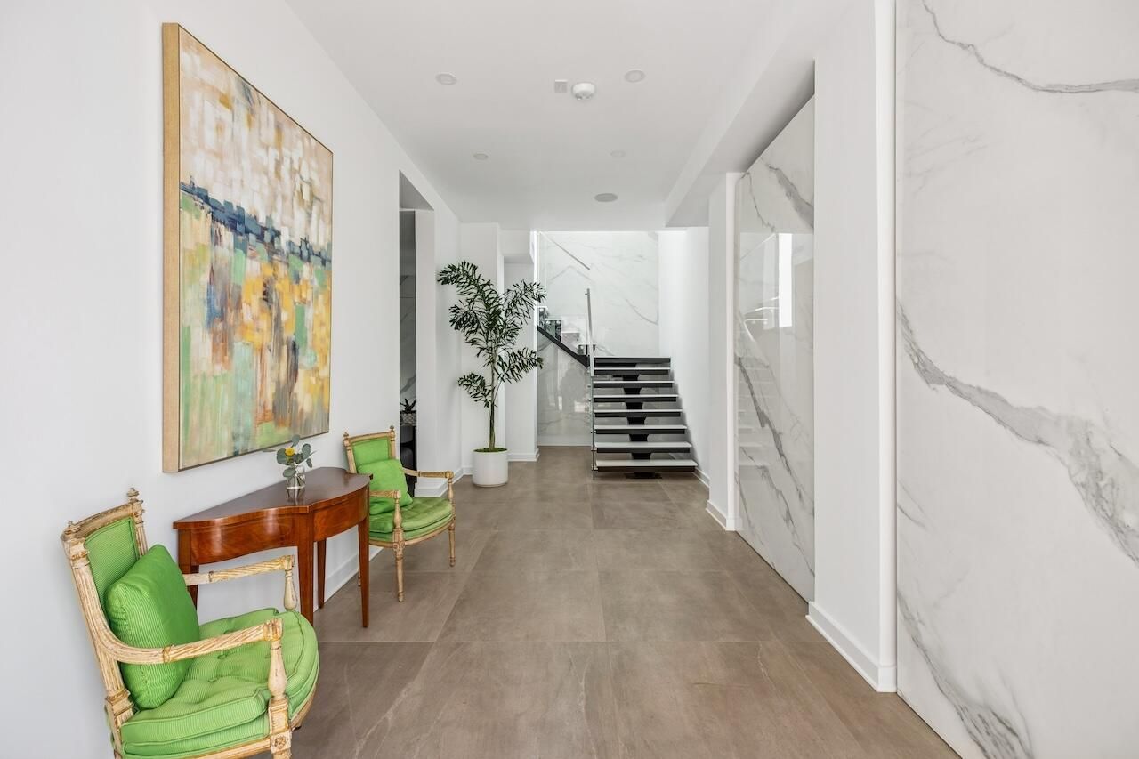 100 Murray Boulevard Photo 7