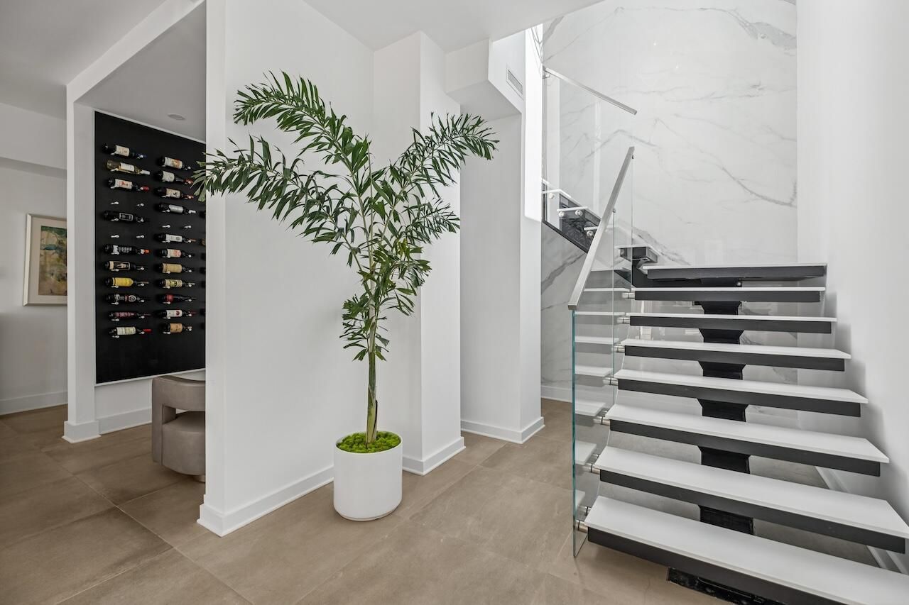 100 Murray Boulevard Photo 8