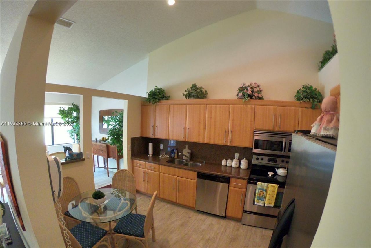 5800 Coach House Cir, Unit E, Boca Raton, FL 33486 Photo