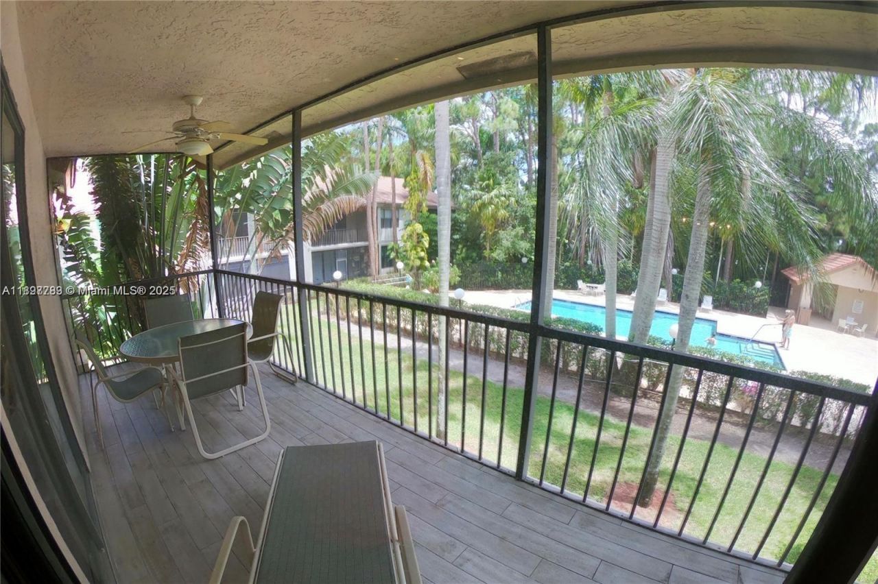 5800 Coach House Cir, Unit E, Boca Raton, FL 33486 Photo