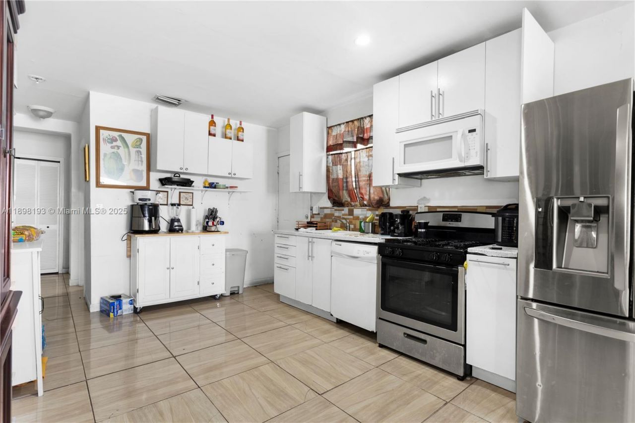 4628 NW 8th Ave, Miami, FL 33127 Photo