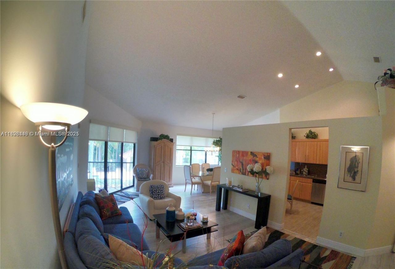 5800 Coach House Cir, Unit E, Boca Raton, FL 33486 Photo