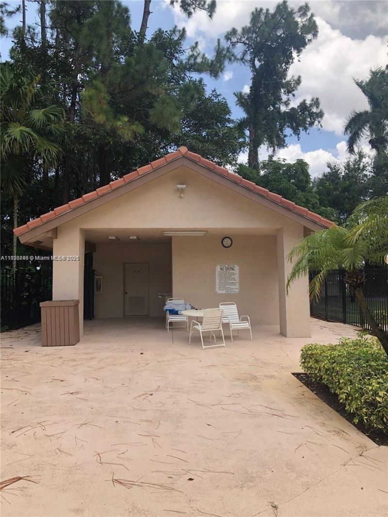 5800 Coach House Cir, Unit E, Boca Raton, FL 33486 Photo