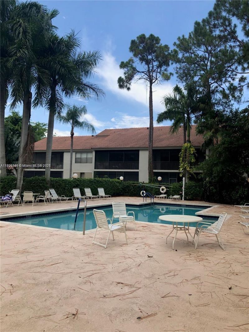 5800 Coach House Cir, Unit E, Boca Raton, FL 33486 Photo