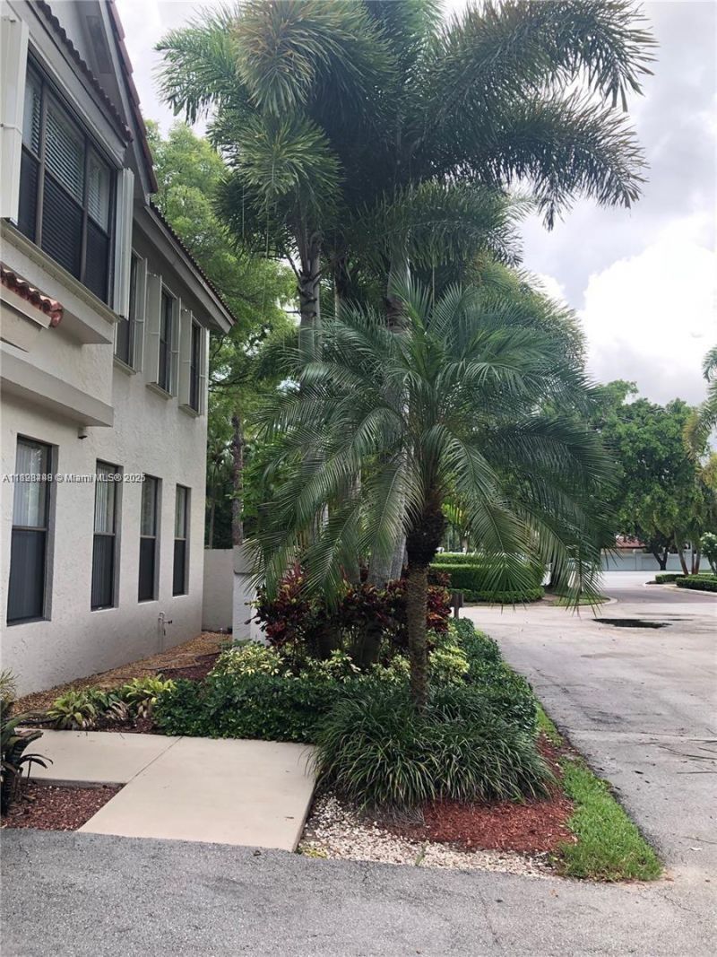 5800 Coach House Cir, Unit E, Boca Raton, FL 33486 Photo