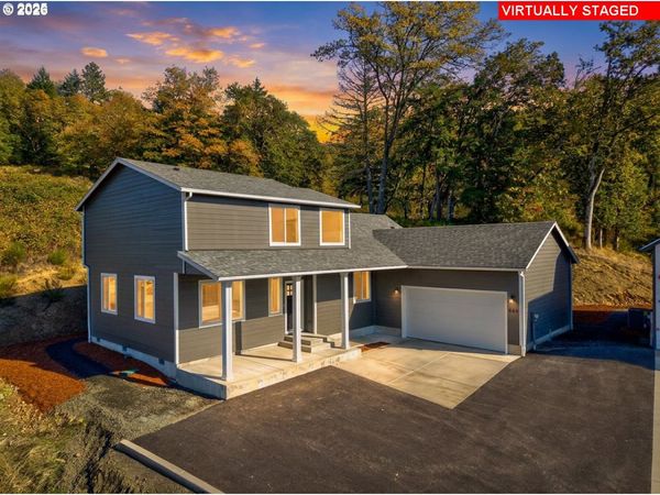 664 BROOKS LOOP, Sutherlin, OR 97479