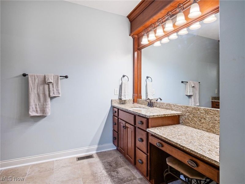 5349 Slater Ridge, Westerville, OH 43082 Photo 28