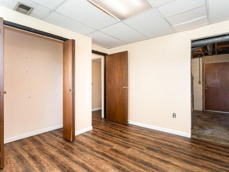1687 Brookfield Square S, Columbus, OH 43229 Photo 22