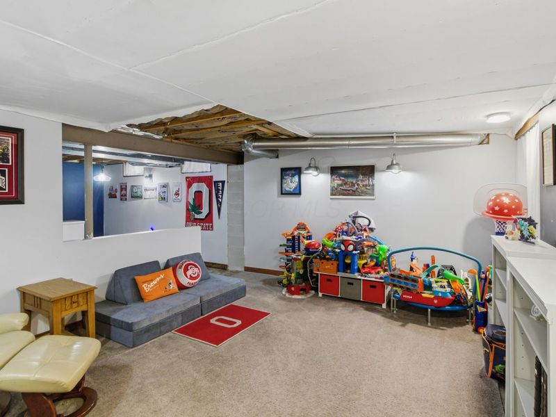 1955 Royal Oak Drive, Lewis Center, OH 43035 Photo 32