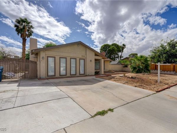 1963 Rawhide Street , Las Vegas, NV 89119
