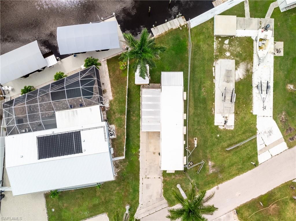 3851 Coconut Dr, Saint James City, FL 33956 Photo