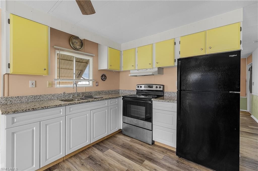 3851 Coconut Dr, Saint James City, FL 33956 Photo