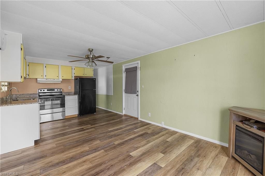 3851 Coconut Dr, Saint James City, FL 33956 Photo