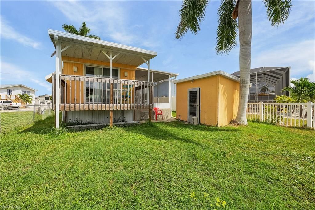 3851 Coconut Dr, Saint James City, FL 33956 Photo