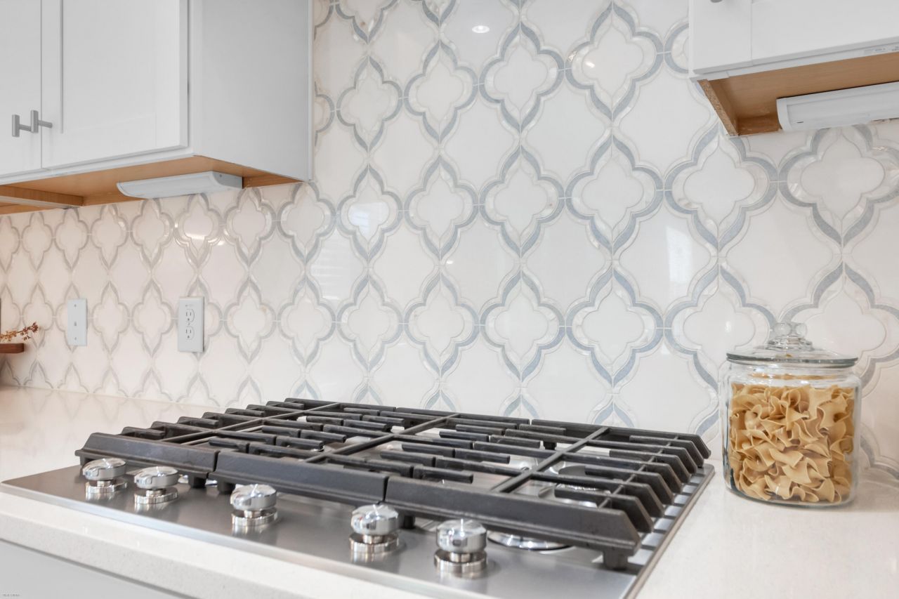 185 Whaler Avenue Photo 13