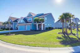 185 Whaler Avenue photo 4