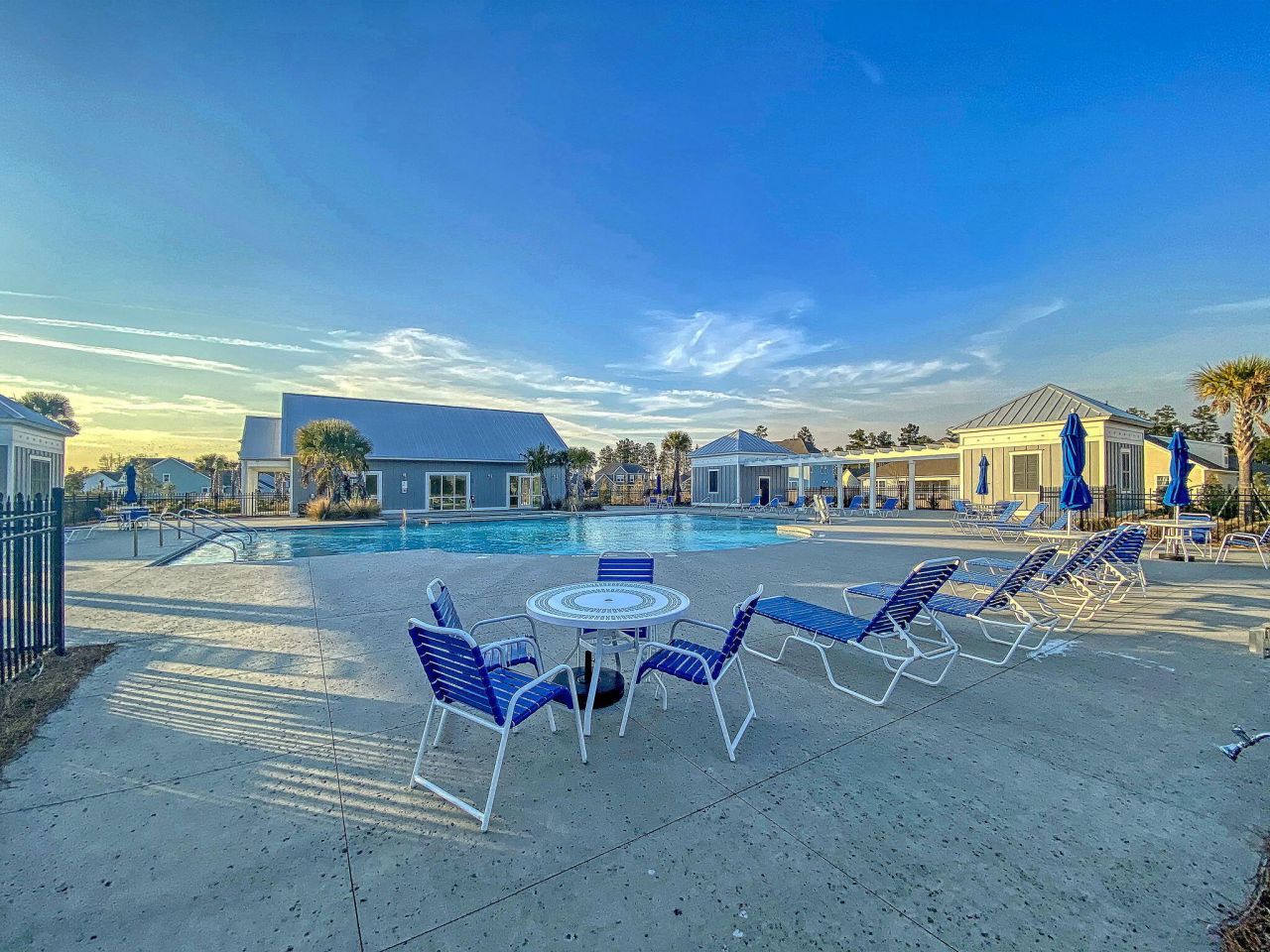 185 Whaler Avenue Photo 3