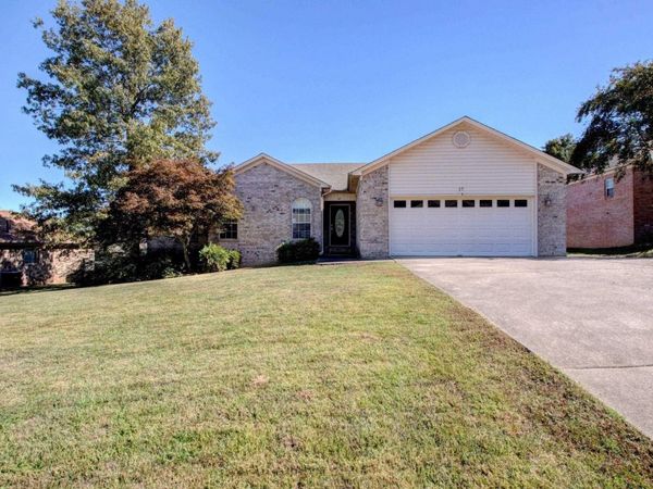 17 Clearwater, Cabot, AR 72023