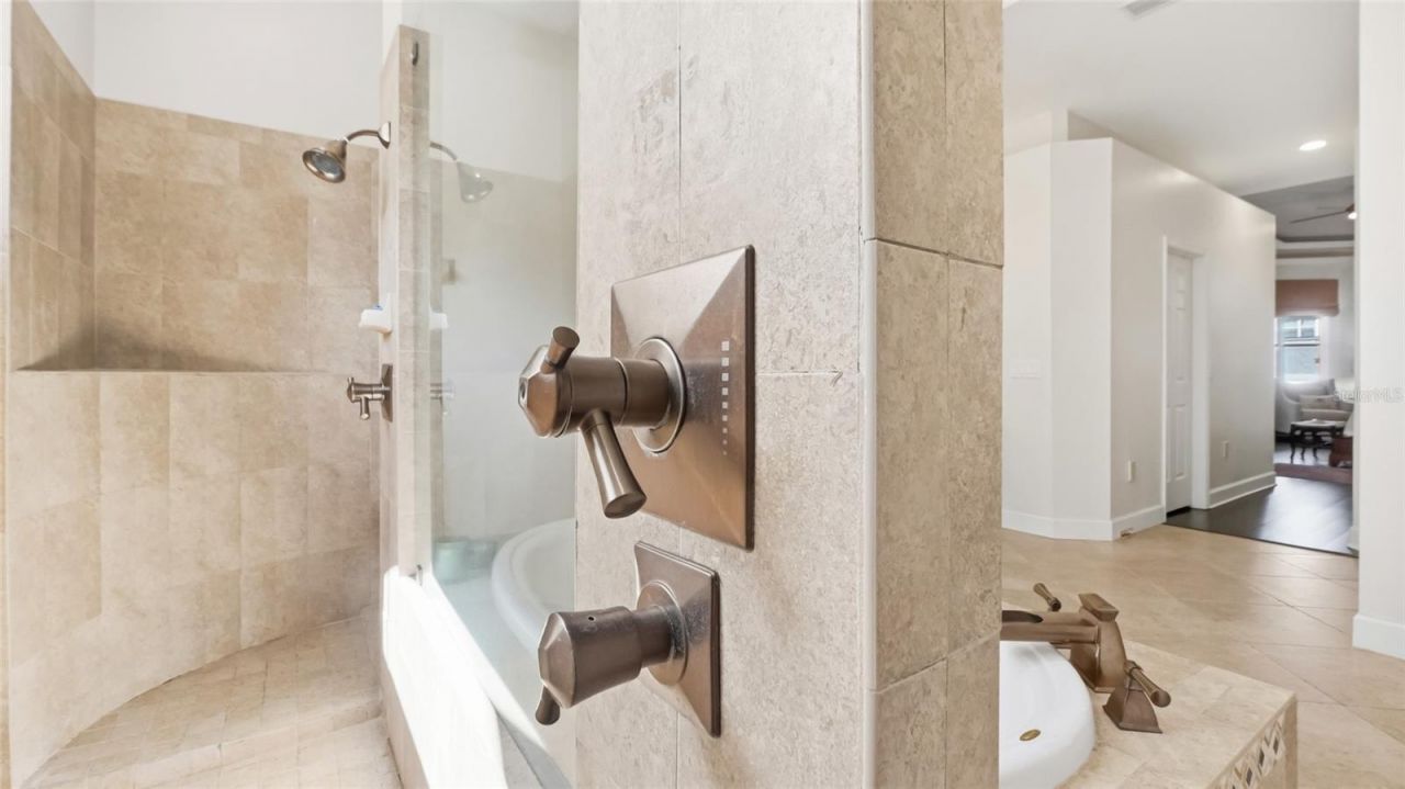 107 Falling Water Drive, Brandon, FL 33511 Photo