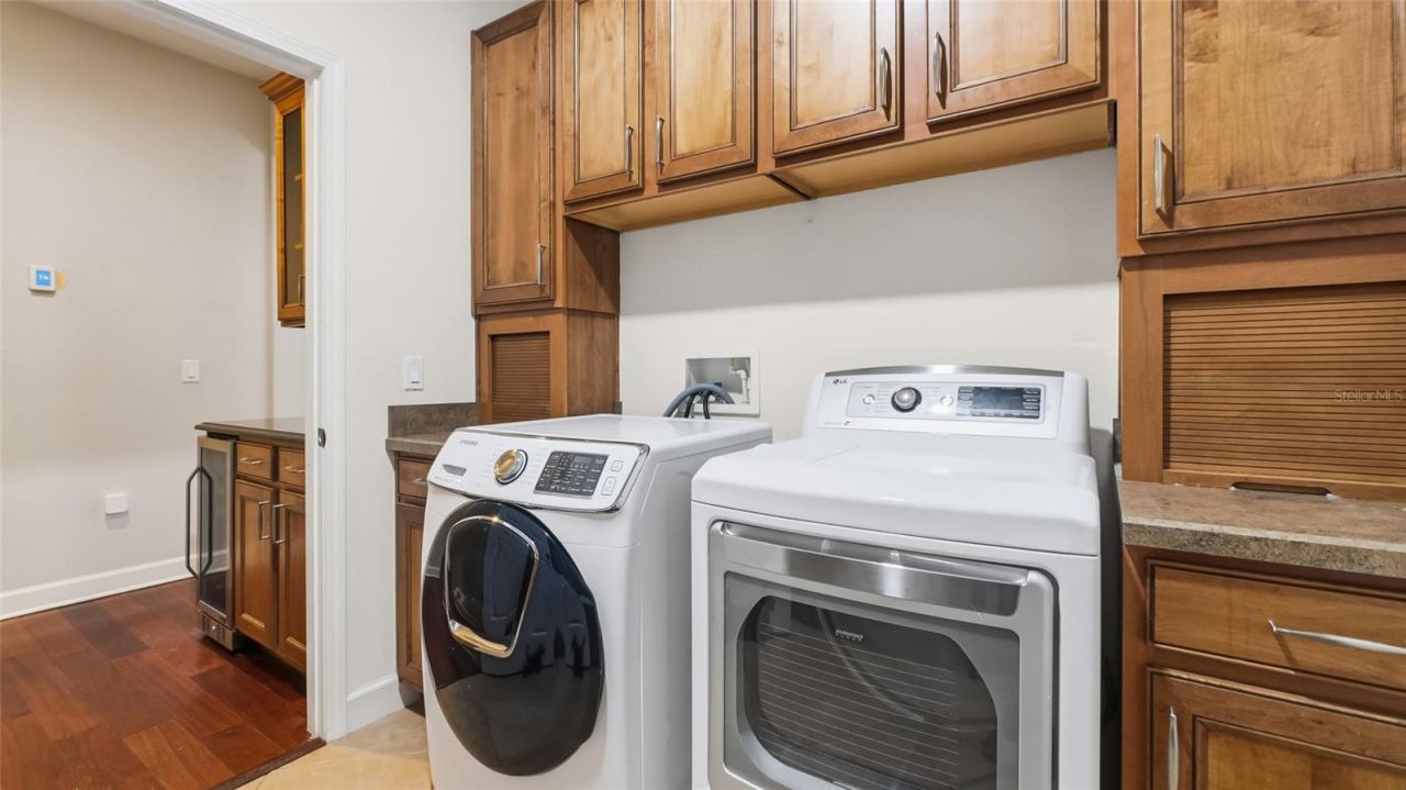 107 Falling Water Drive, Brandon, FL 33511 Photo