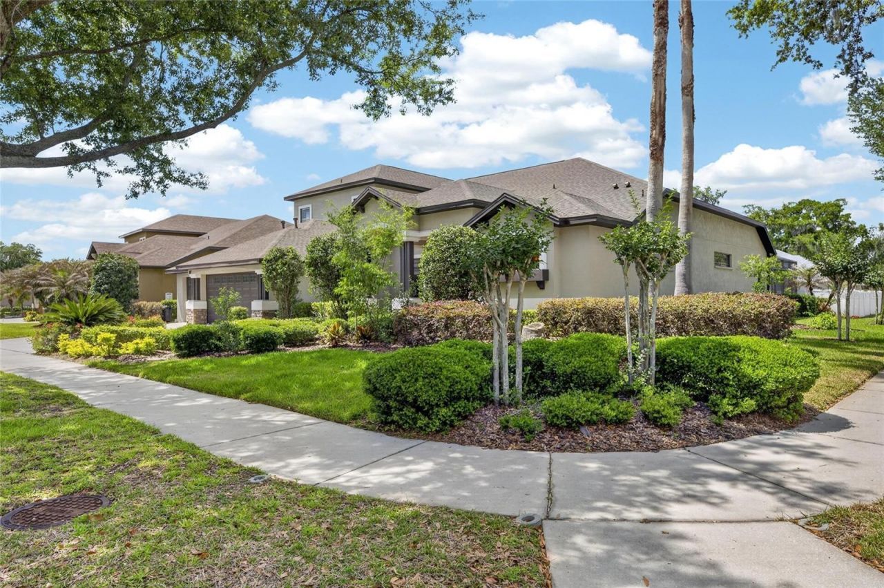 107 Falling Water Drive, Brandon, FL 33511 Photo