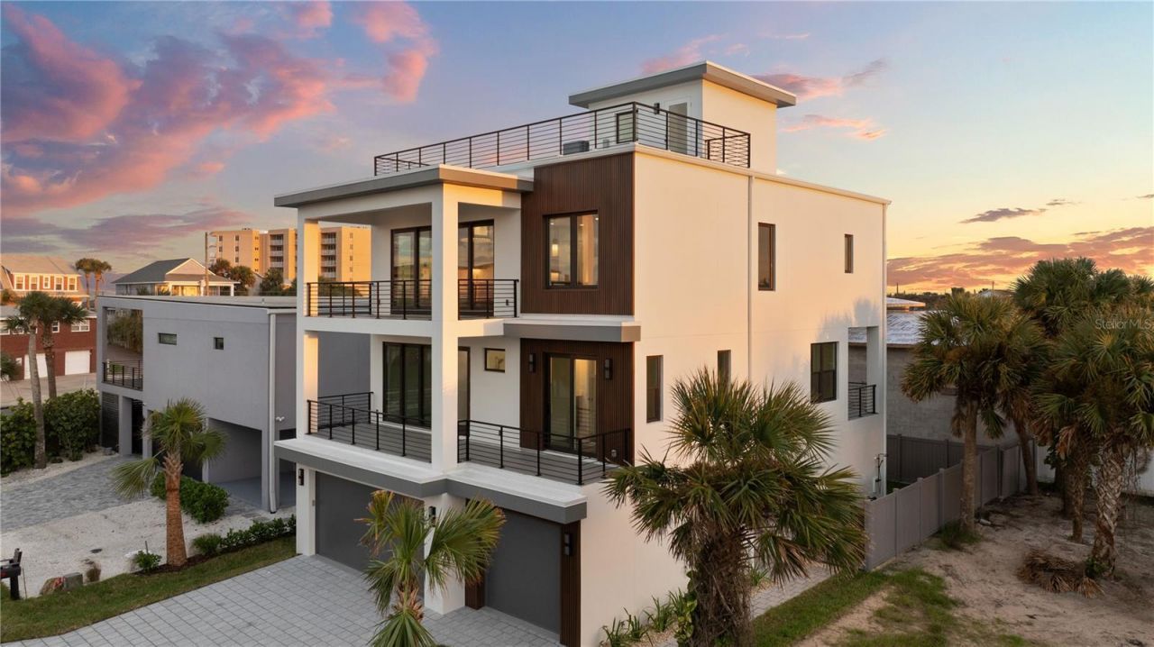 427 Columbus Avenue, New Smyrna Beach, FL 32169 Photo