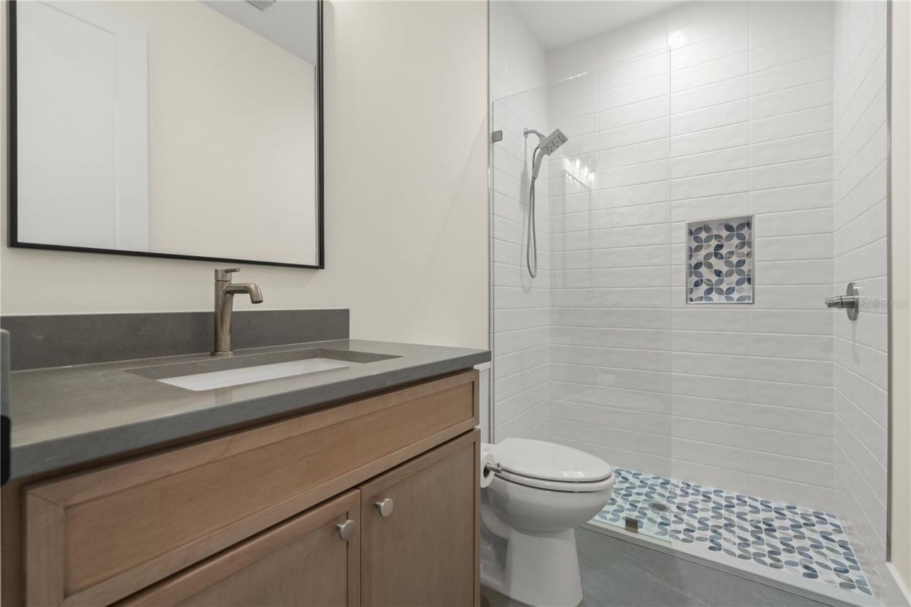 427 Columbus Avenue, New Smyrna Beach, FL 32169 Photo