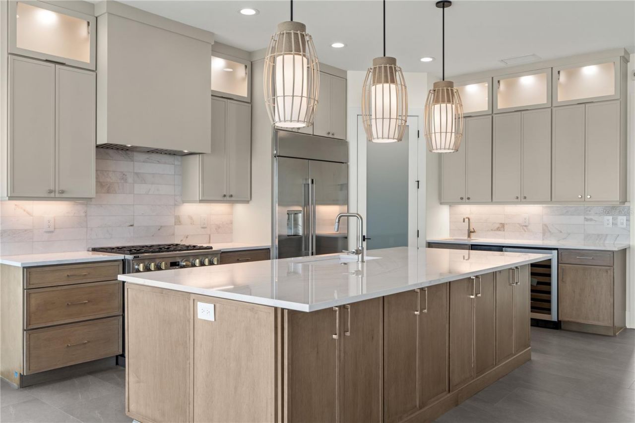 427 Columbus Avenue, New Smyrna Beach, FL 32169 Photo