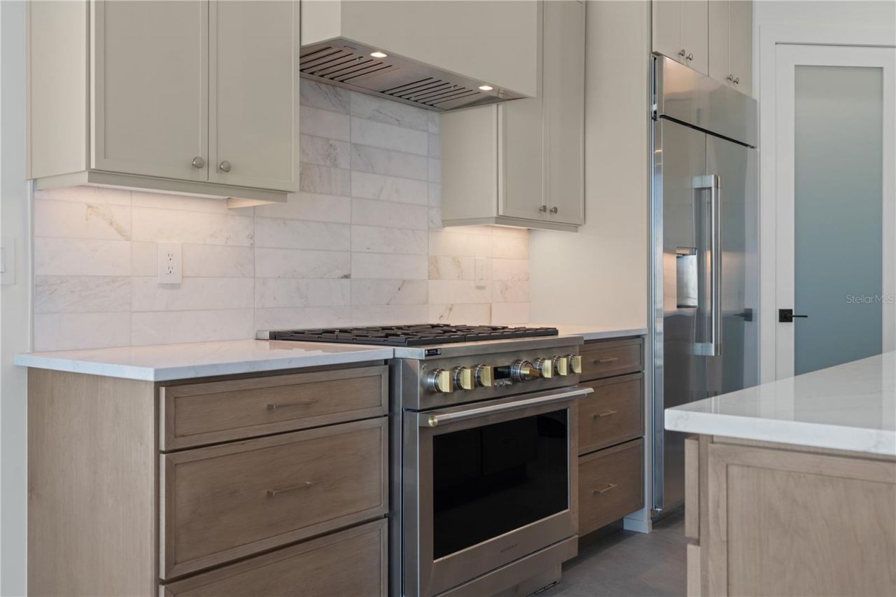 427 Columbus Avenue, New Smyrna Beach, FL 32169 Photo