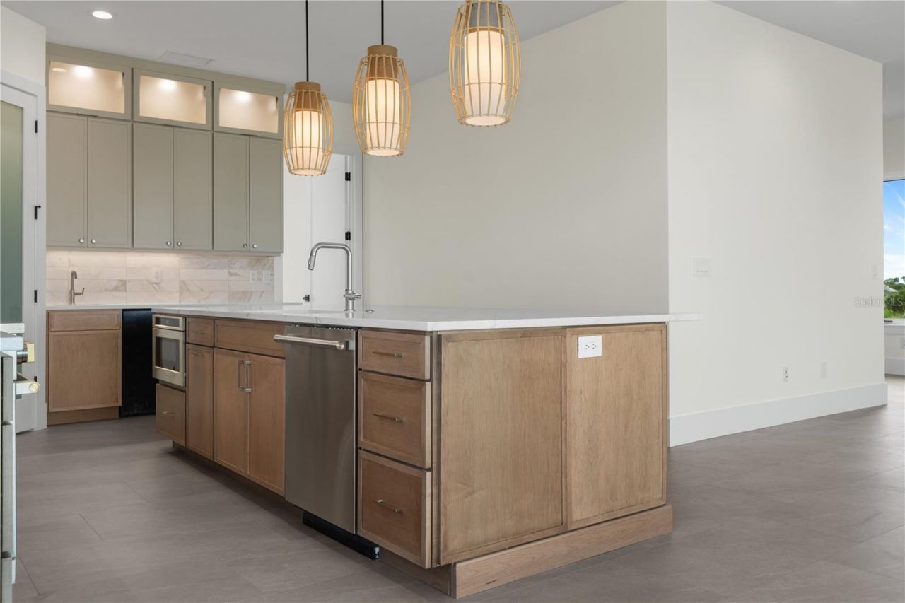 427 Columbus Avenue, New Smyrna Beach, FL 32169 Photo