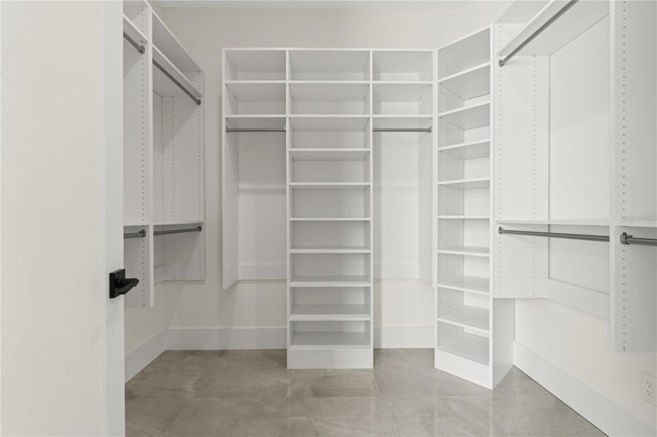 427 Columbus Avenue, New Smyrna Beach, FL 32169 Photo