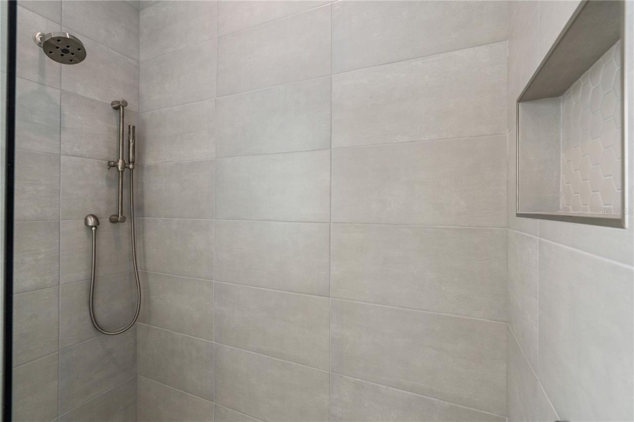 427 Columbus Avenue, New Smyrna Beach, FL 32169 Photo