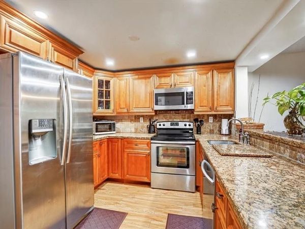 7950 W Mcnab Rd, Unit 302, Tamarac, FL 33321