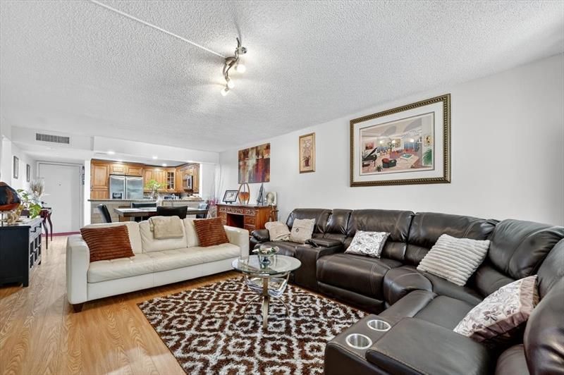 7950 W Mcnab Road, Unit 302, Tamarac, FL 33321 Photo