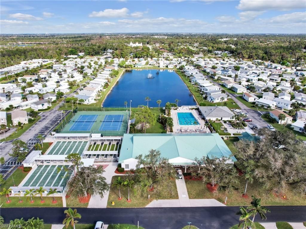 4530 Mayflower Way E, Estero, FL 33928 Photo