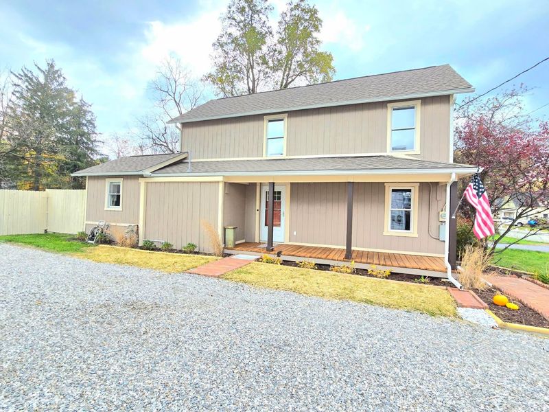 320 E Cherry Street, Sunbury, OH 43074 Photo 2