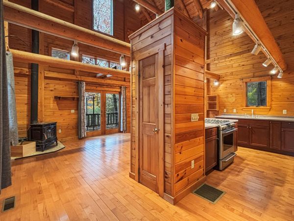 17 Klimavicz Road, Dover-Foxcroft, ME 04426