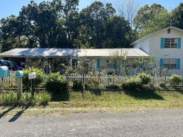 4678 Long Creek Water Road, Meridian, MS 39301