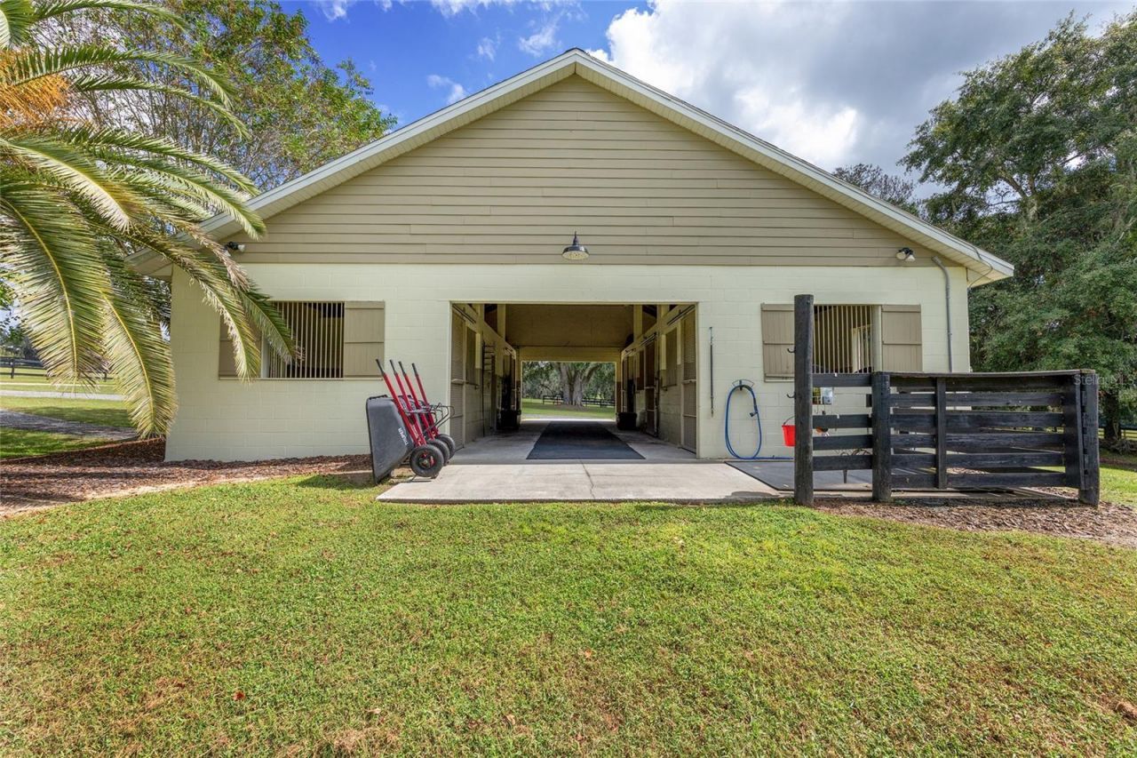 8778 NW 130th Street, Reddick, FL 32686 Photo