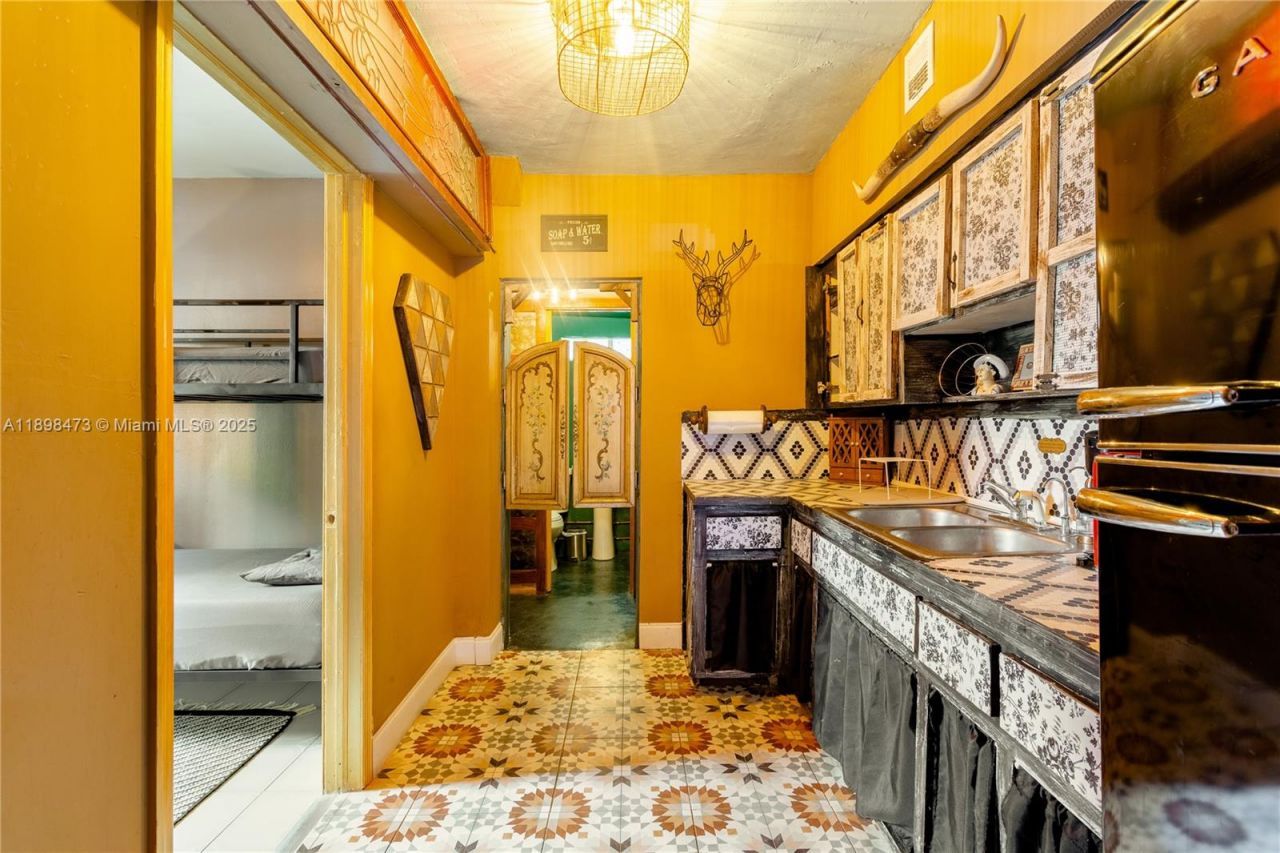 101 NE 20th St, Miami, FL 33137 Photo