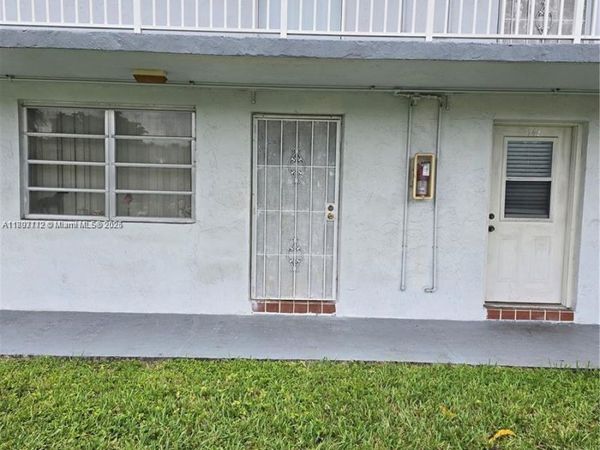 20310 NE 2nd Ave, Unit 15, Miami Gardens, FL 33179