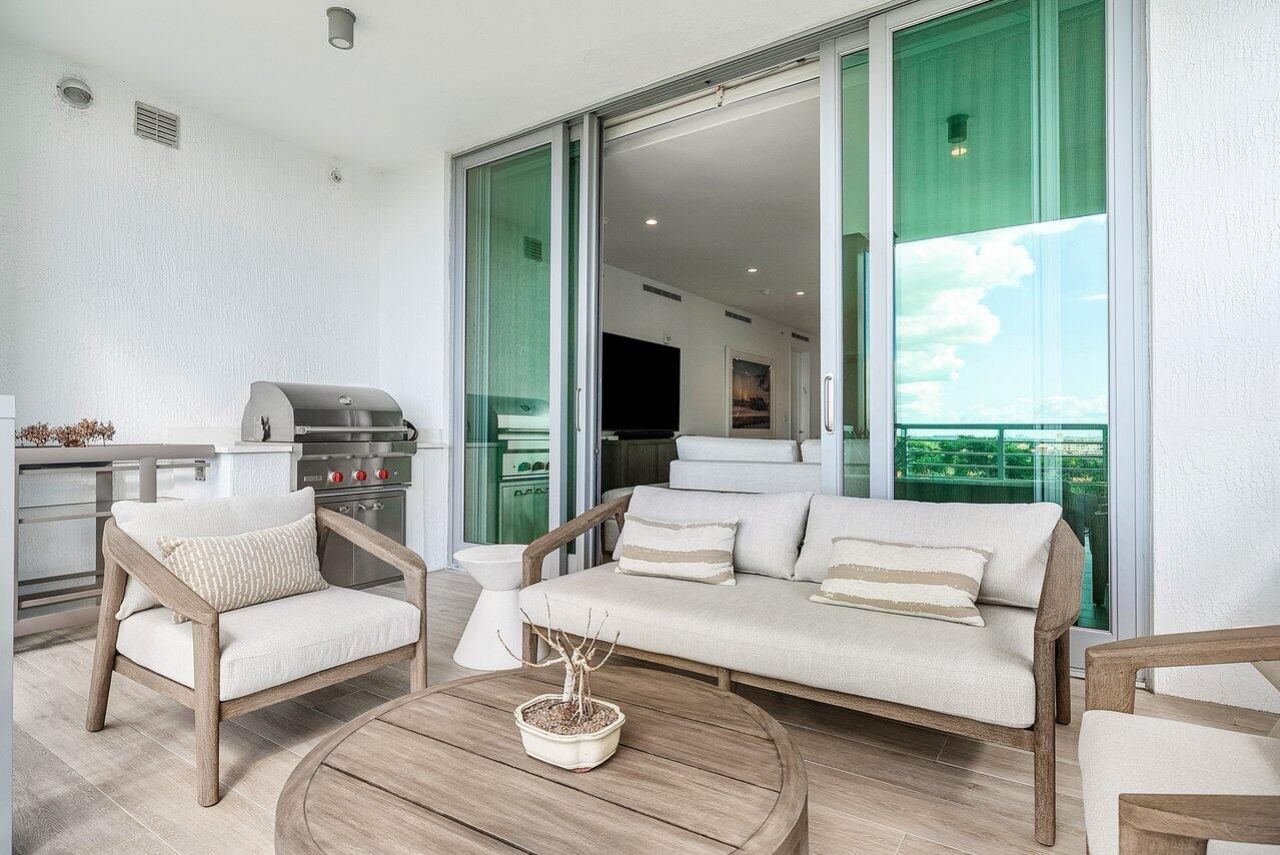 475 E Royal Palm Road, Unit 805, Boca Raton, FL 33432 Photo