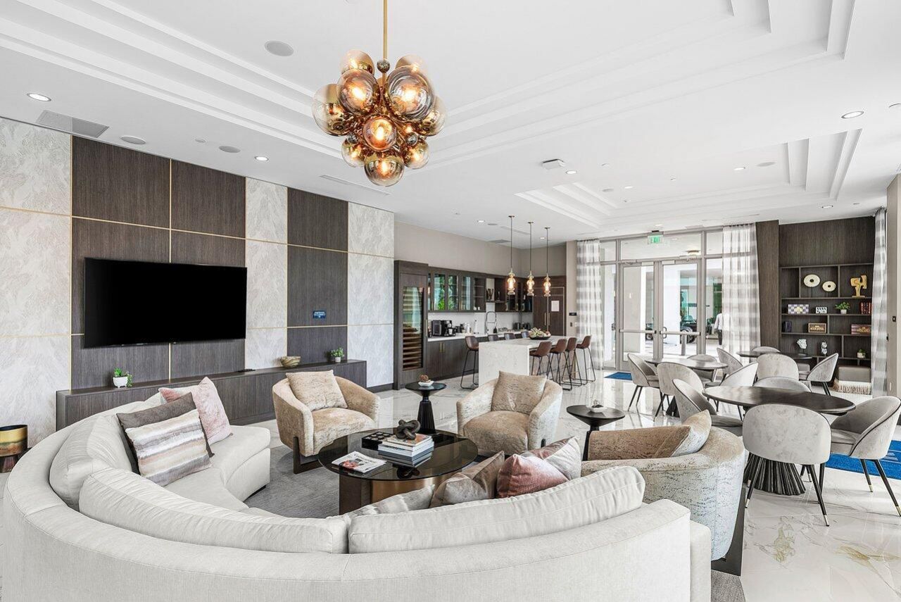 475 E Royal Palm Road, Unit 805, Boca Raton, FL 33432 Photo