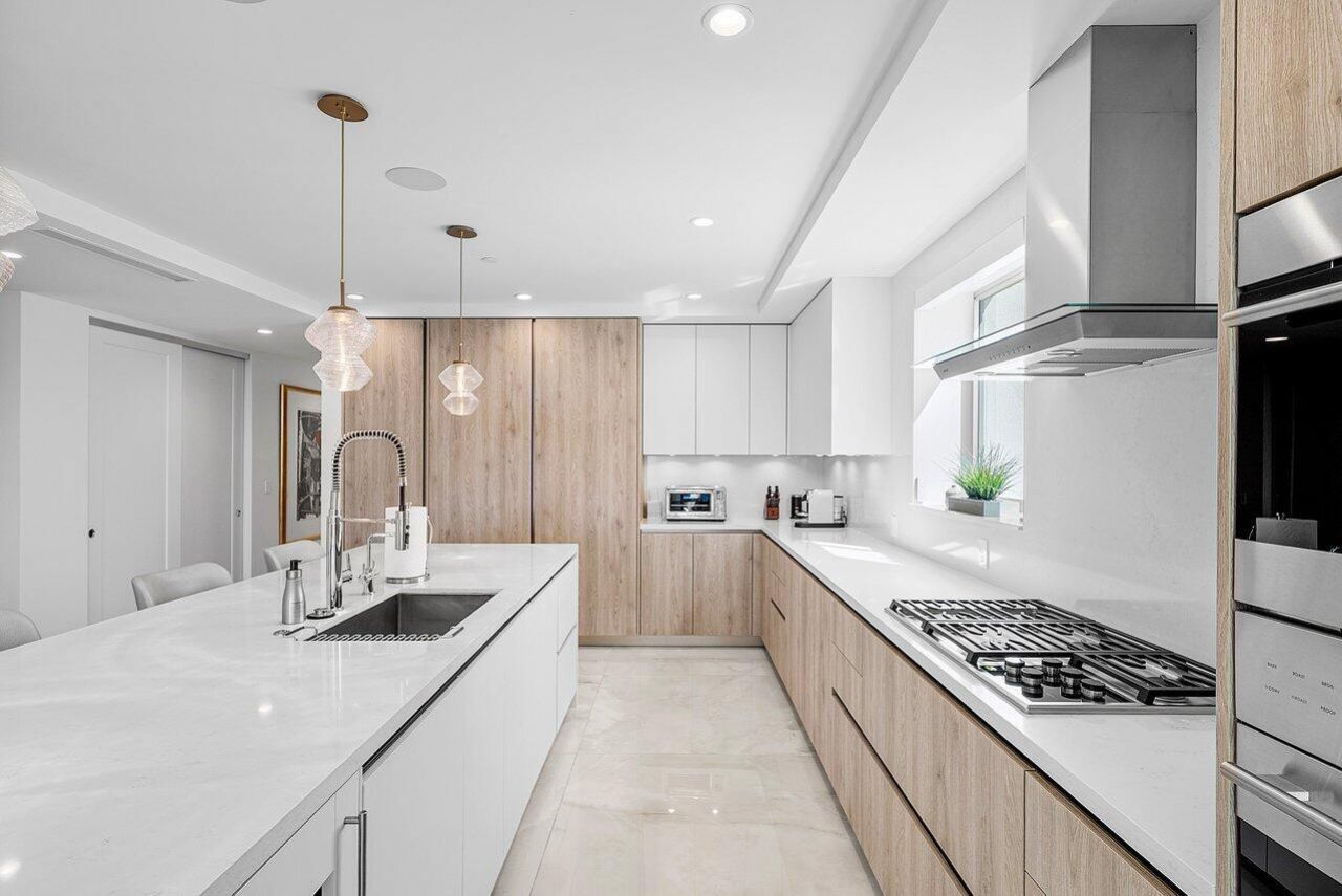 475 E Royal Palm Road, Unit 805, Boca Raton, FL 33432 Photo