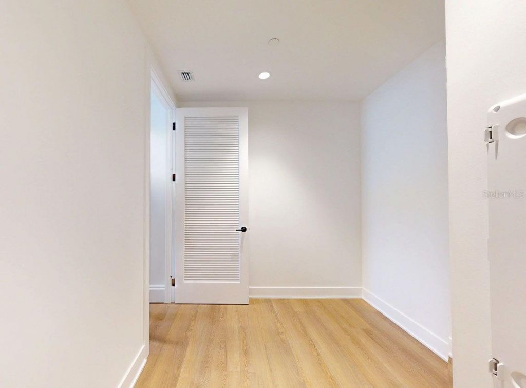 777 3rd Avenue N, Unit 1105, Saint Petersburg, FL 33701 Photo