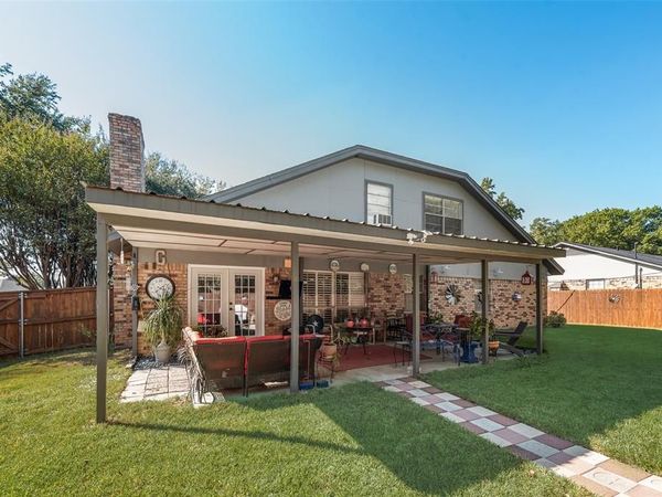 2308 Louise Lane, Ennis, TX 75119