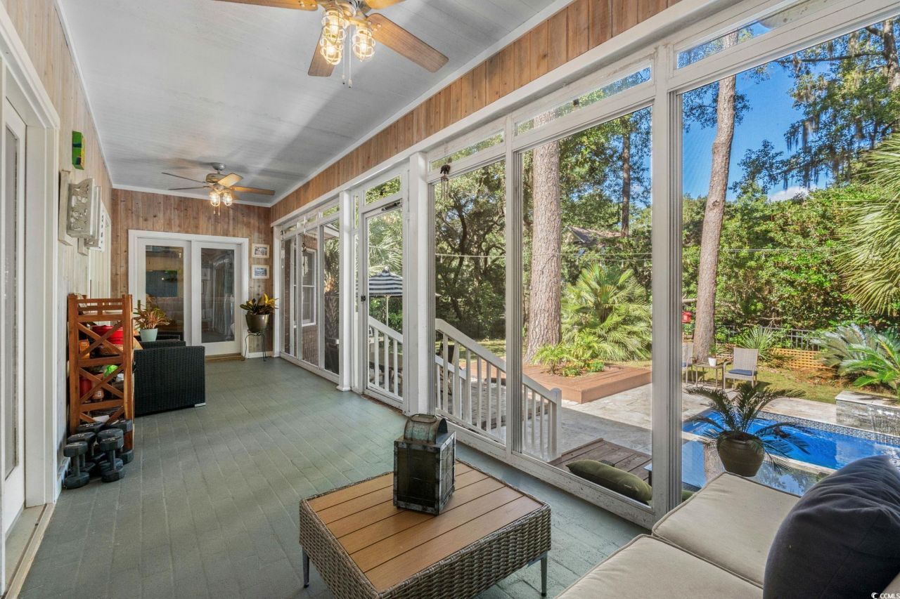 1058 Doral Dr. Photo 19