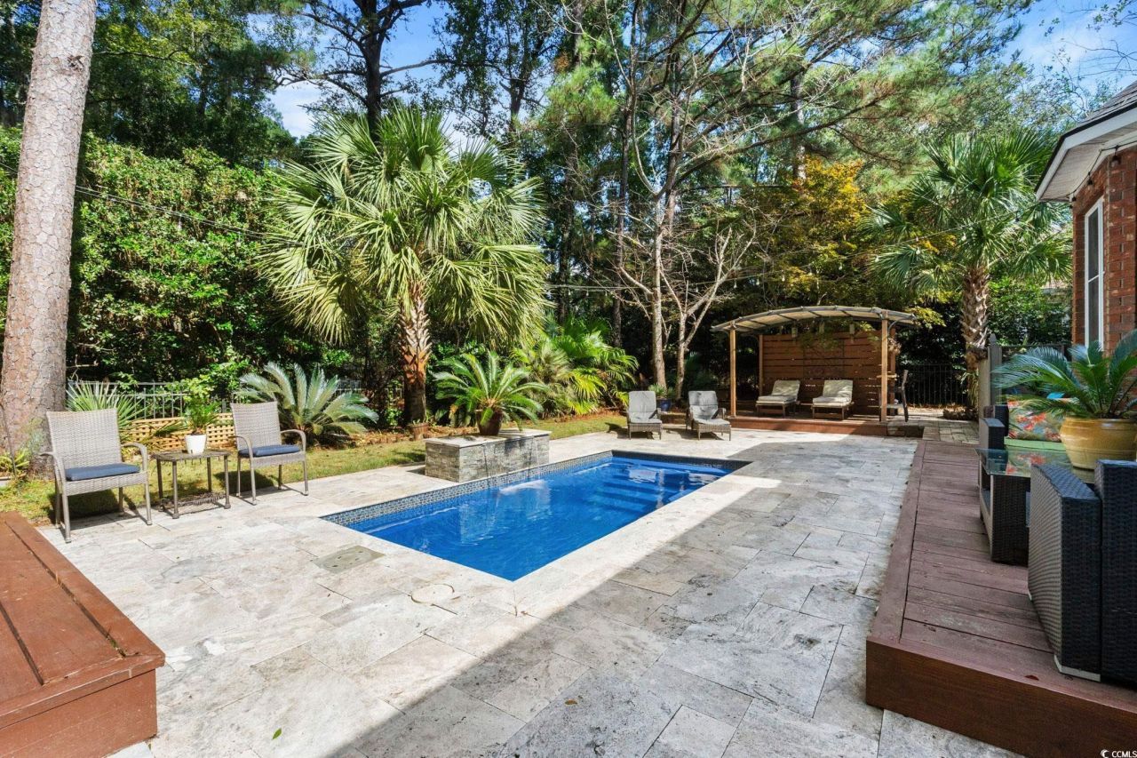 1058 Doral Dr. Photo 7