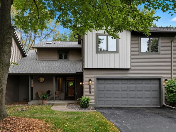 15545 41st Avenue N, Plymouth, MN 55446